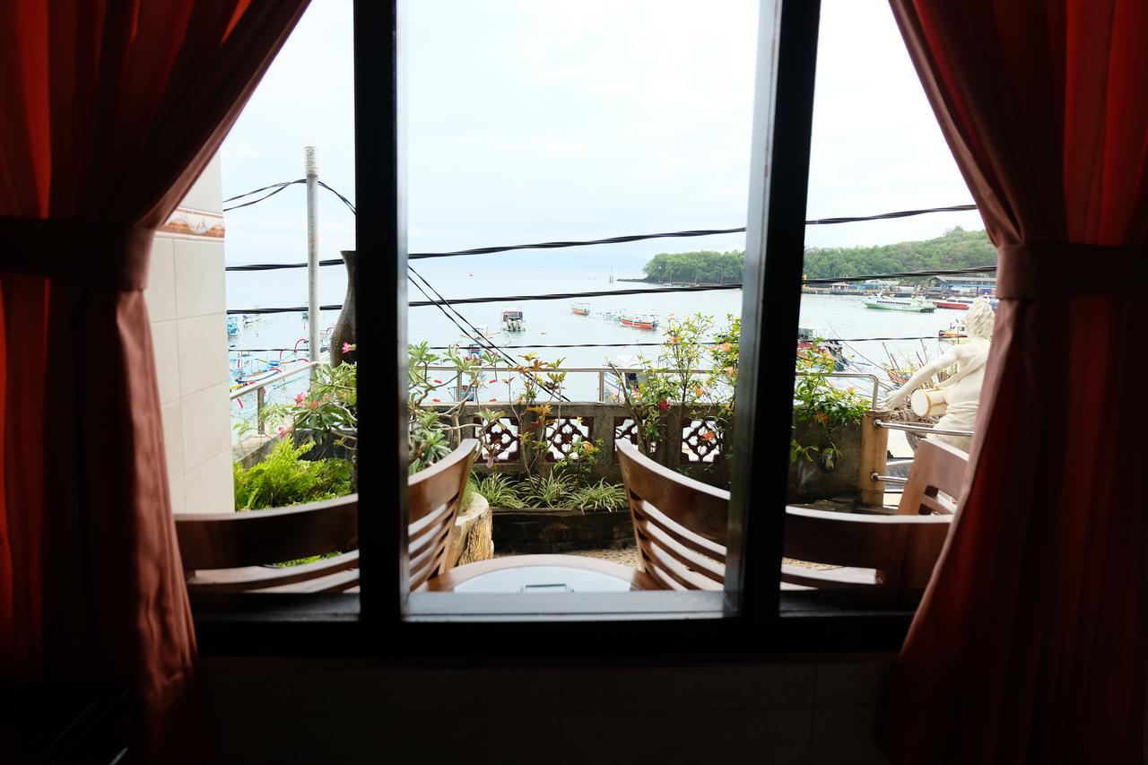 Kerti Beach Bungalow And Restaurant Padangbai  Exterior photo